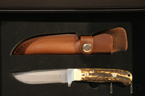 Parforce Damastmesser mit Hirschhorngriff